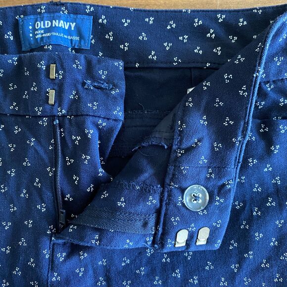 Old Navy Patterned Pixie Pants Women's 6 - Picture 8 of 10